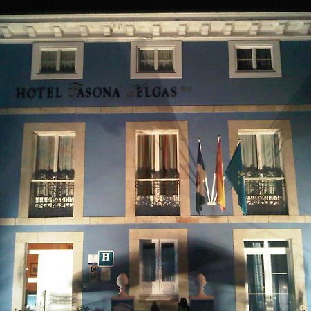 ホテル H Casona Selgas De クディレロ エクステリア 写真