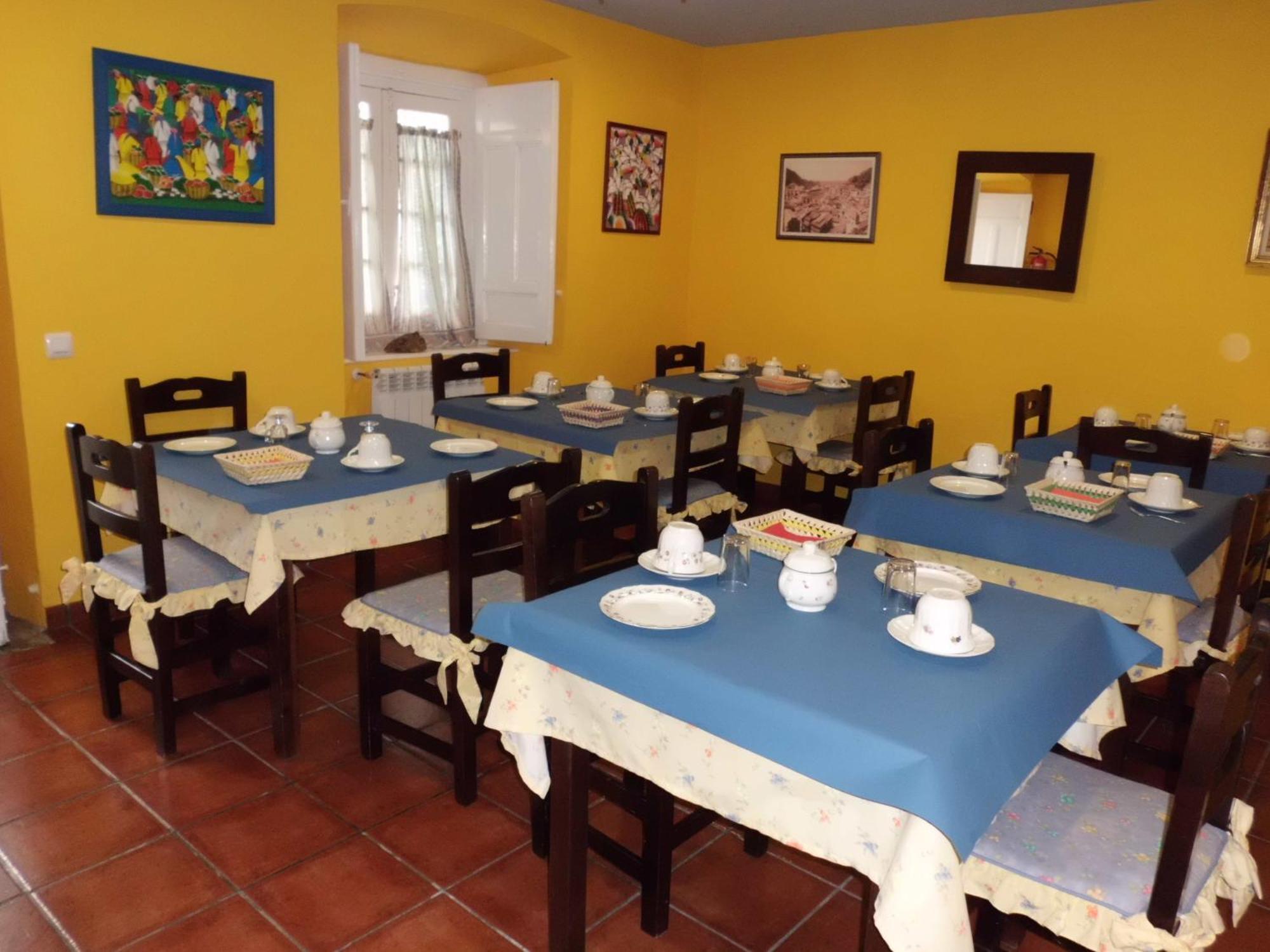 ホテル H Casona Selgas De クディレロ エクステリア 写真